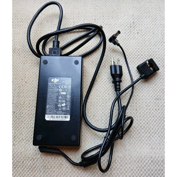 DJI ADE018 Inspire 1 Battery Adapter Charger 180W Remote Control Power WORKS - Picture 1 of 8